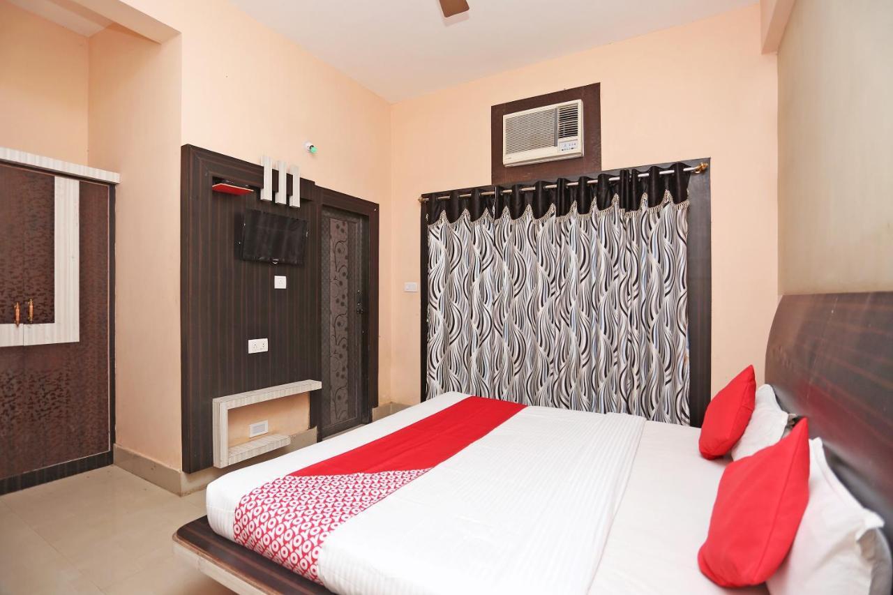 Hotel Oyo 7788 Sai Raghunath Palace 3*
